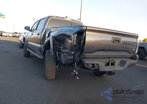 2017 Toyota Tacoma Trd Sport z USA, uszkodzony, nr VIN 3TMBZ5DNXHM006866